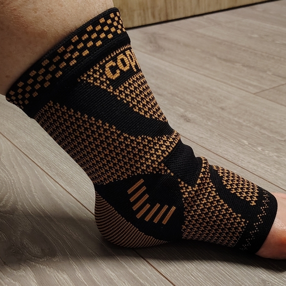 copper sock Accessories - Compression Ankle Sleeve Socks - Black & Orange